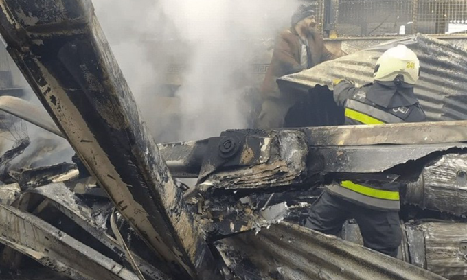 Hiện trường vụ rơi trực thăng tại tỉnh Isfahan của Iran hôm 24/2. Ảnh: Tasnim