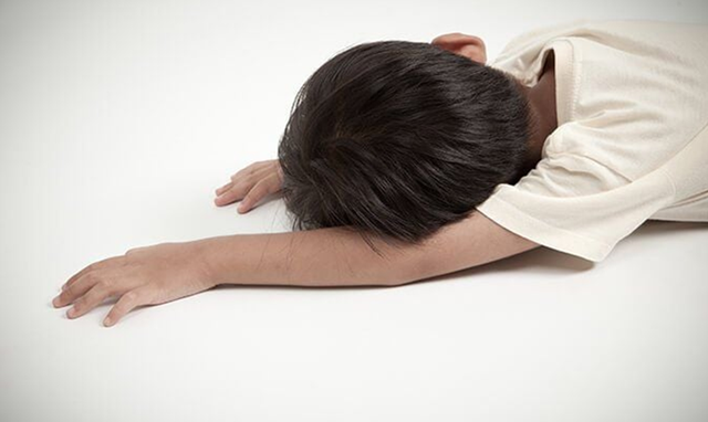 Bé trai 4 tuổi tử vong sau bữa sáng, nguyên nhân từ món "cực độc" ít ai ngờ - Ảnh 1.