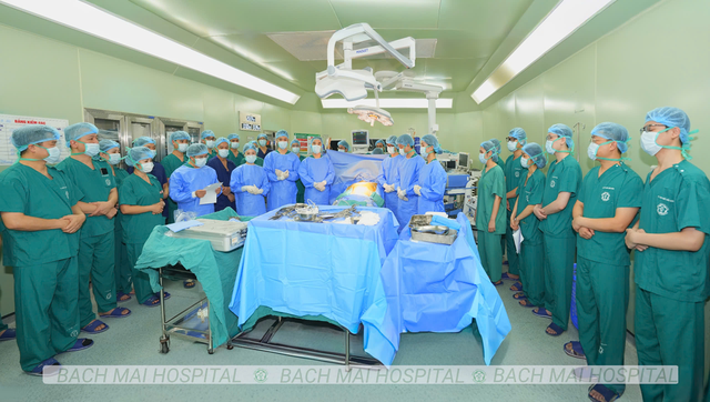 Nghĩa cử hiến tạng đầu xuân: 8 cuộc đời hồi sinh sau câu nói lay động của người mẹ "con bình yên nhé" - Ảnh 1.