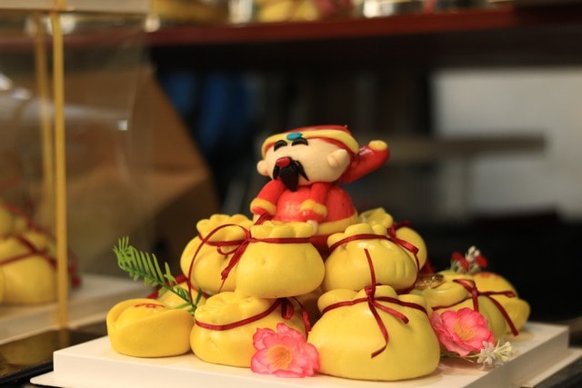 Làm sao ngày vía Thần tài, không mua được vàng vẫn có tài lộc?- Ảnh 1.