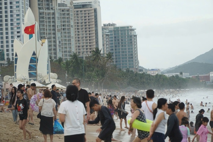 Du lịch Tết bùng nổ 2026: 14 Triệu lượt khách và tăng trưởng ấn tượng - Ảnh 1.