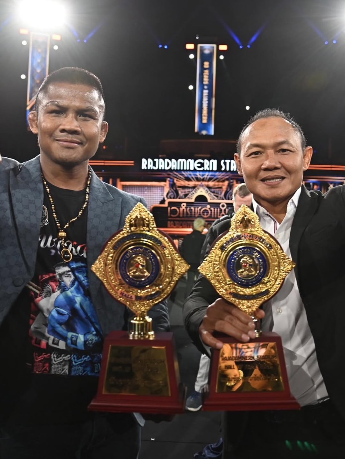 Buakaw và Saenchai được vinh danh vào