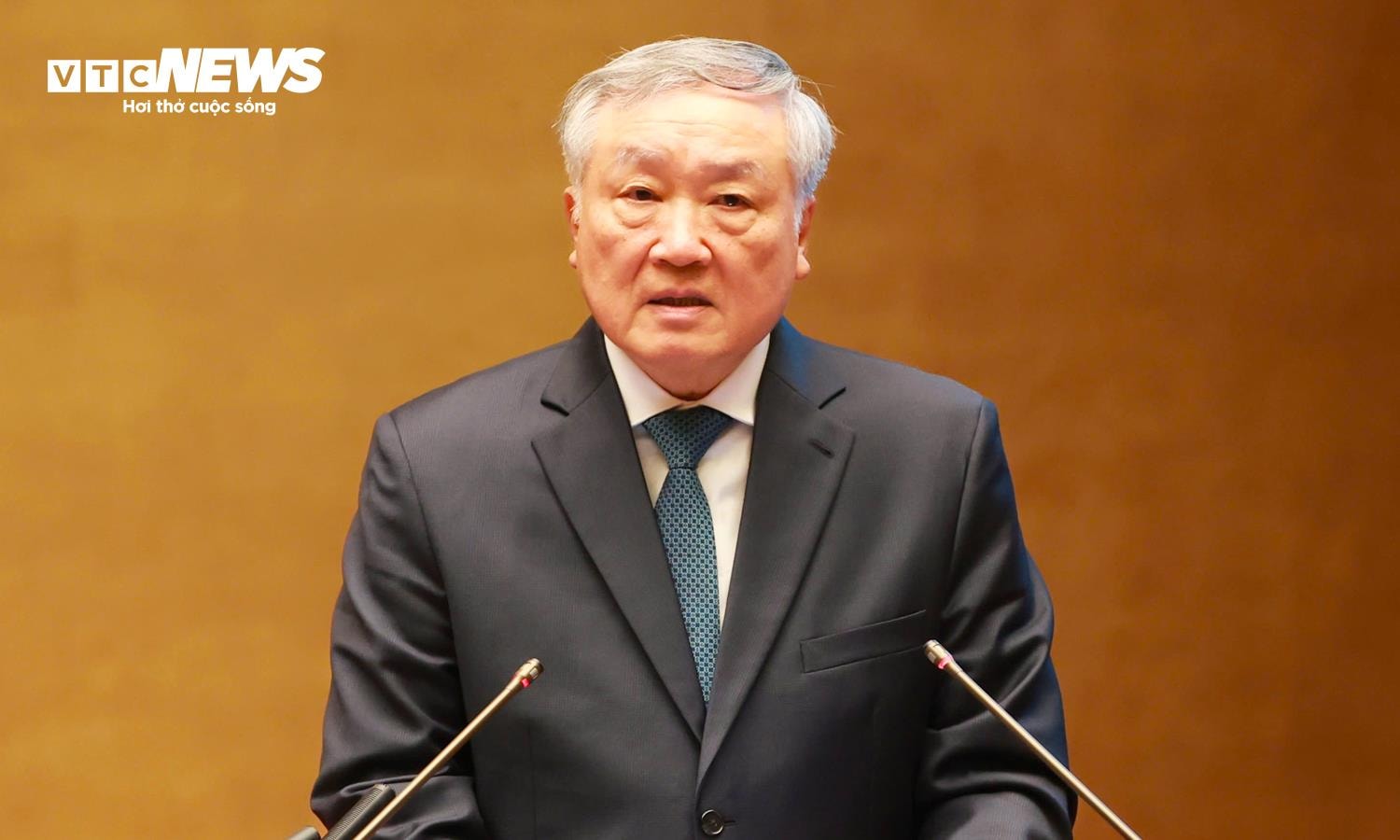 Phó Thủ tướng Thường trực Nguyễn Hòa Bình.