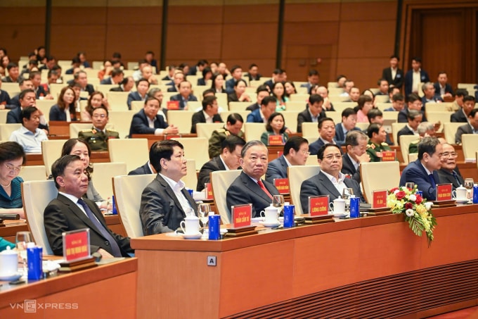 Lãnh đạo Đảng, Nhà nước dự hội nghị quán triệt Nghị quyết 79 và 80 tại hội trường Diên Hồng, Nhà Quốc hội, sáng 25/2. Ảnh: Giang Huy