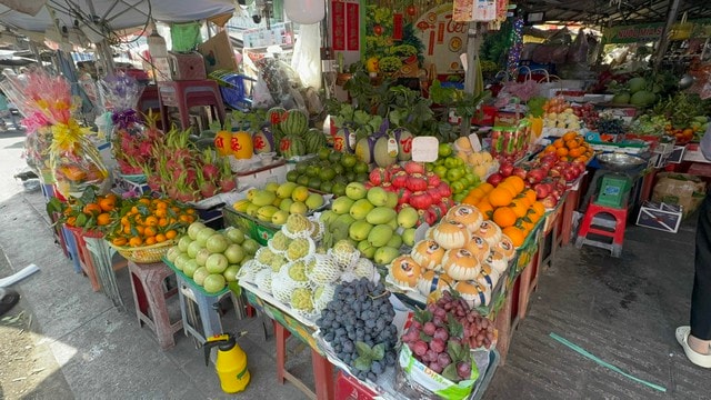 Mặt hàng cúng Thần Tài tăng giá gấp đôi dịp vía Thần Tài 2026 - Ảnh 6.