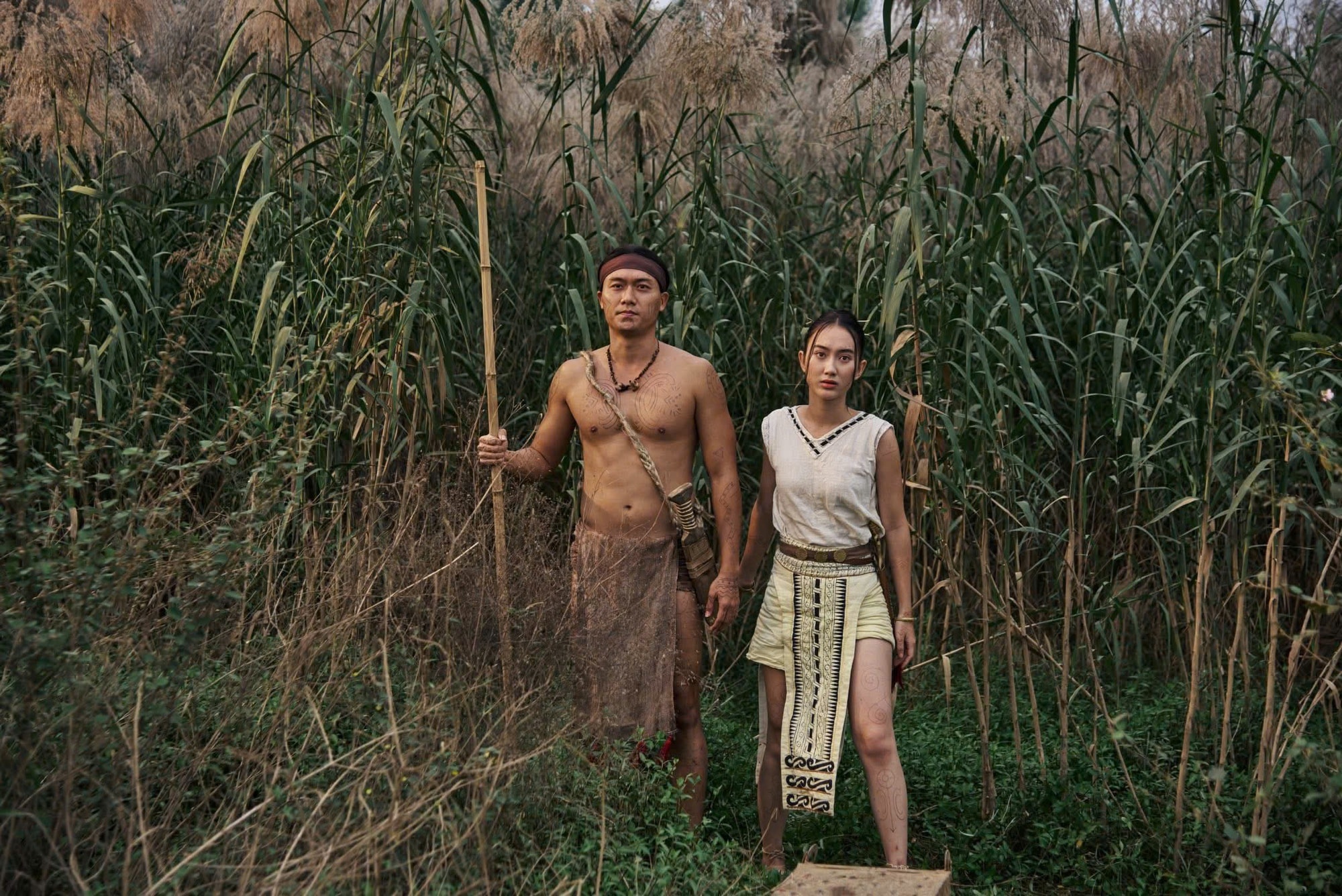 Hôn nhân đẹp hơn cả phim của trai đẹp 'Tử chiến trên không'- Ảnh 2.