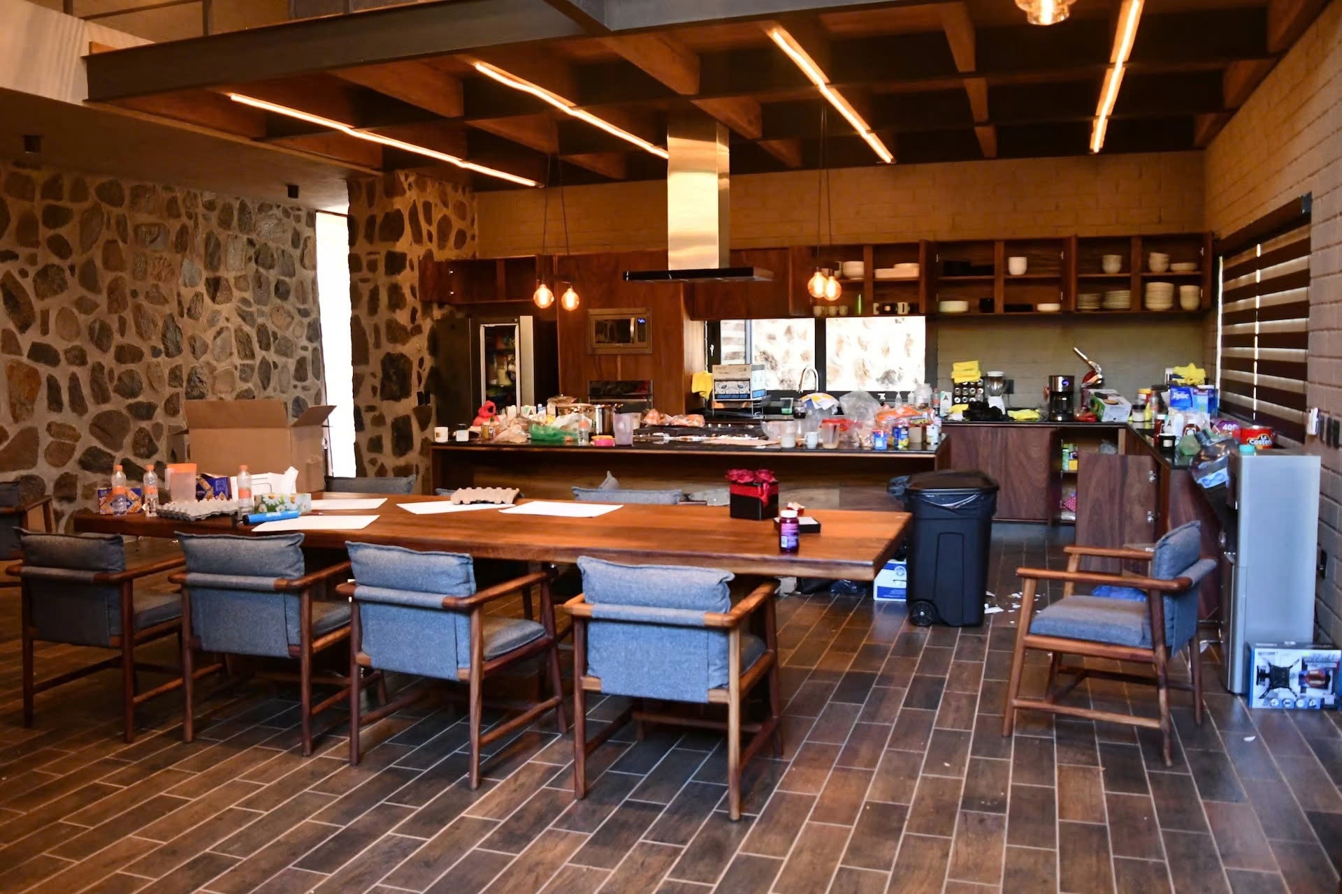 Bên trong nơi ẩn náu của trùm ma túy Mexico trước khi thiệt mạng - 3 Bên trong nơi ẩn náu của trùm ma túy Mexico trước khi thiệt mạng - 3