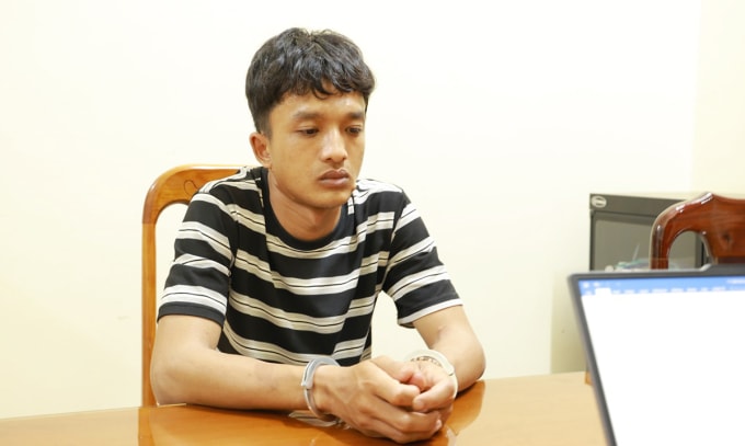 Hồ Tất Tân Toàn tại cơ quan công an. Ảnh: Khôi Trần