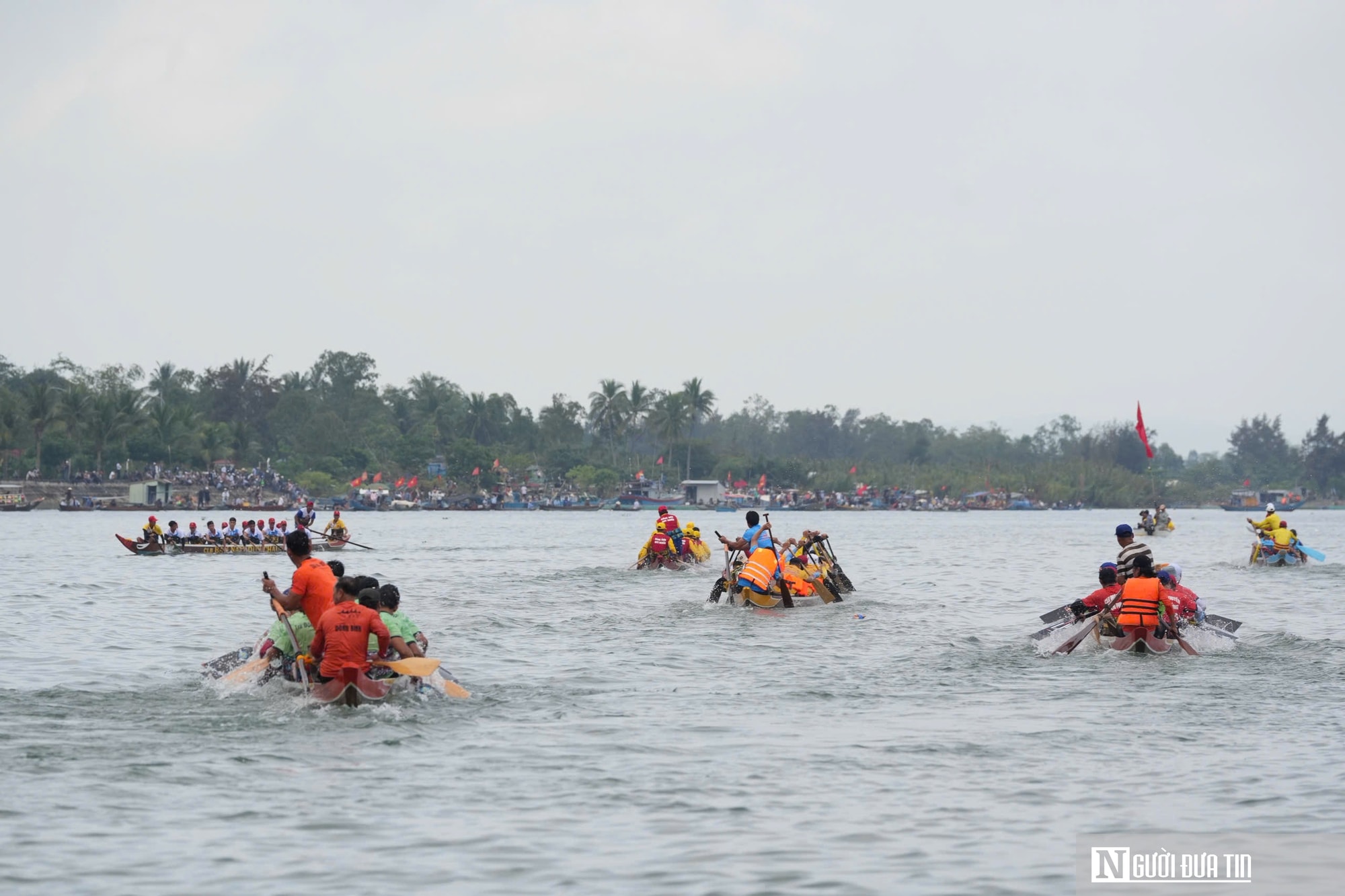 Đà Nẵng: Nhịp chèo khai xuân và khát vọng vươn mình của vùng cửa biển- Ảnh 14.