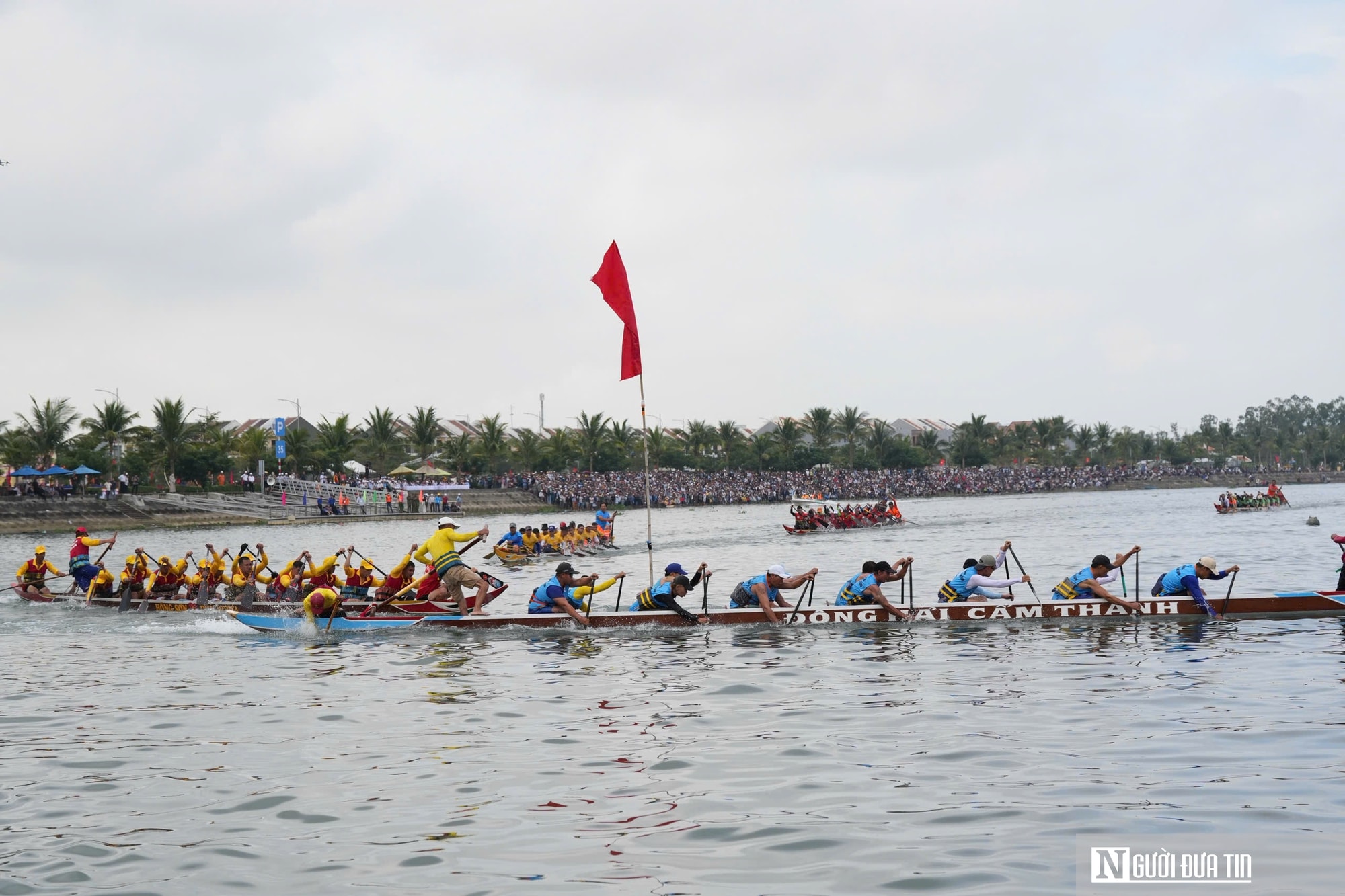 Đà Nẵng: Nhịp chèo khai xuân và khát vọng vươn mình của vùng cửa biển- Ảnh 19.