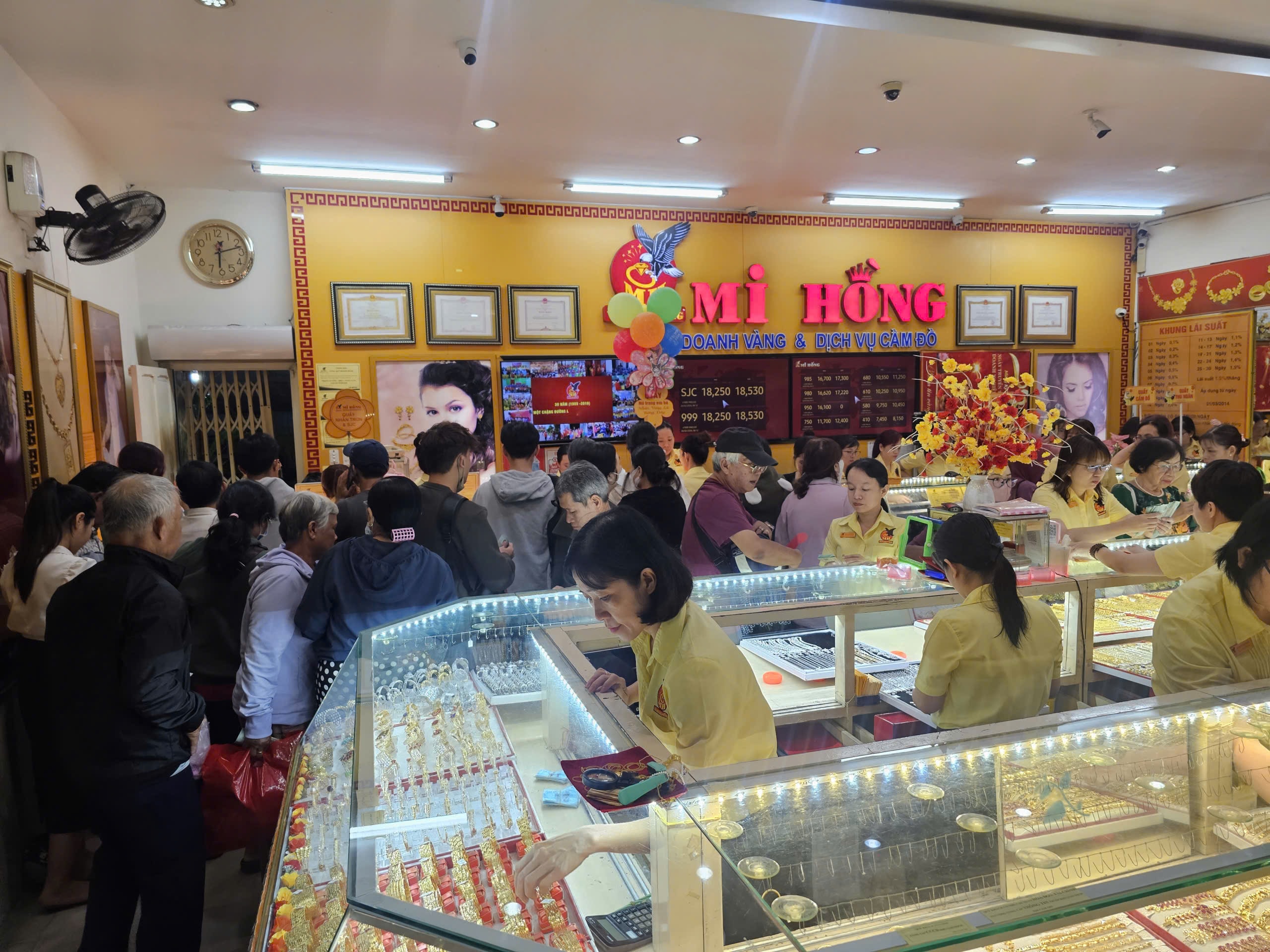 - Ảnh 5. - Ảnh 5.