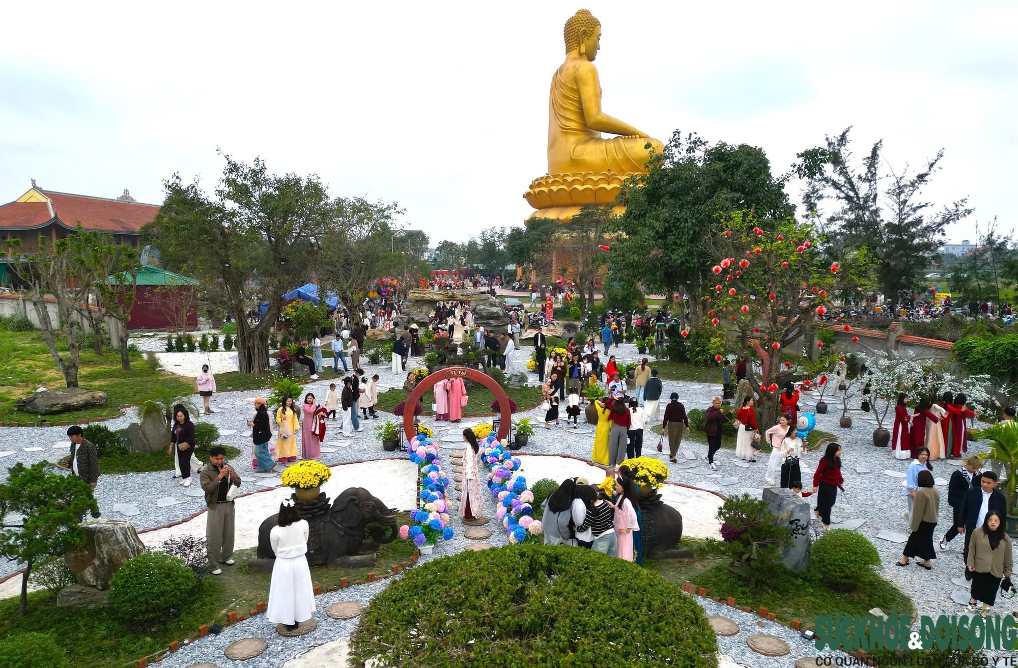 Du lịch tâm linh khởi sắc đầu Xuân- Ảnh 1. Du lịch tâm linh khởi sắc đầu Xuân- Ảnh 1.