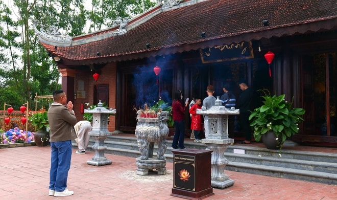 Du lịch tâm linh khởi sắc đầu Xuân- Ảnh 3. Du lịch tâm linh khởi sắc đầu Xuân- Ảnh 3.