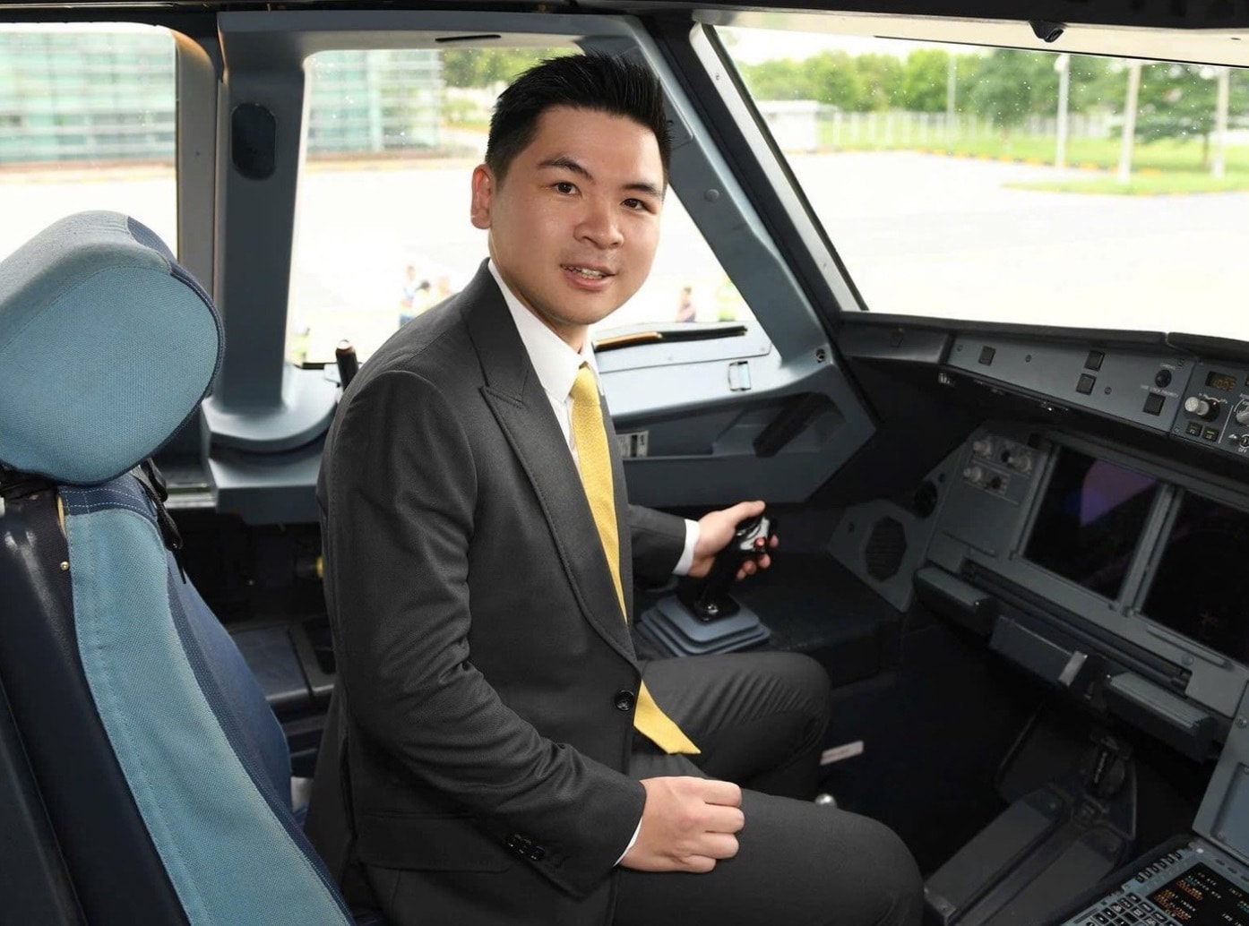 Ông xã Đỗ Mỹ Linh có trình độ học vấn cao.