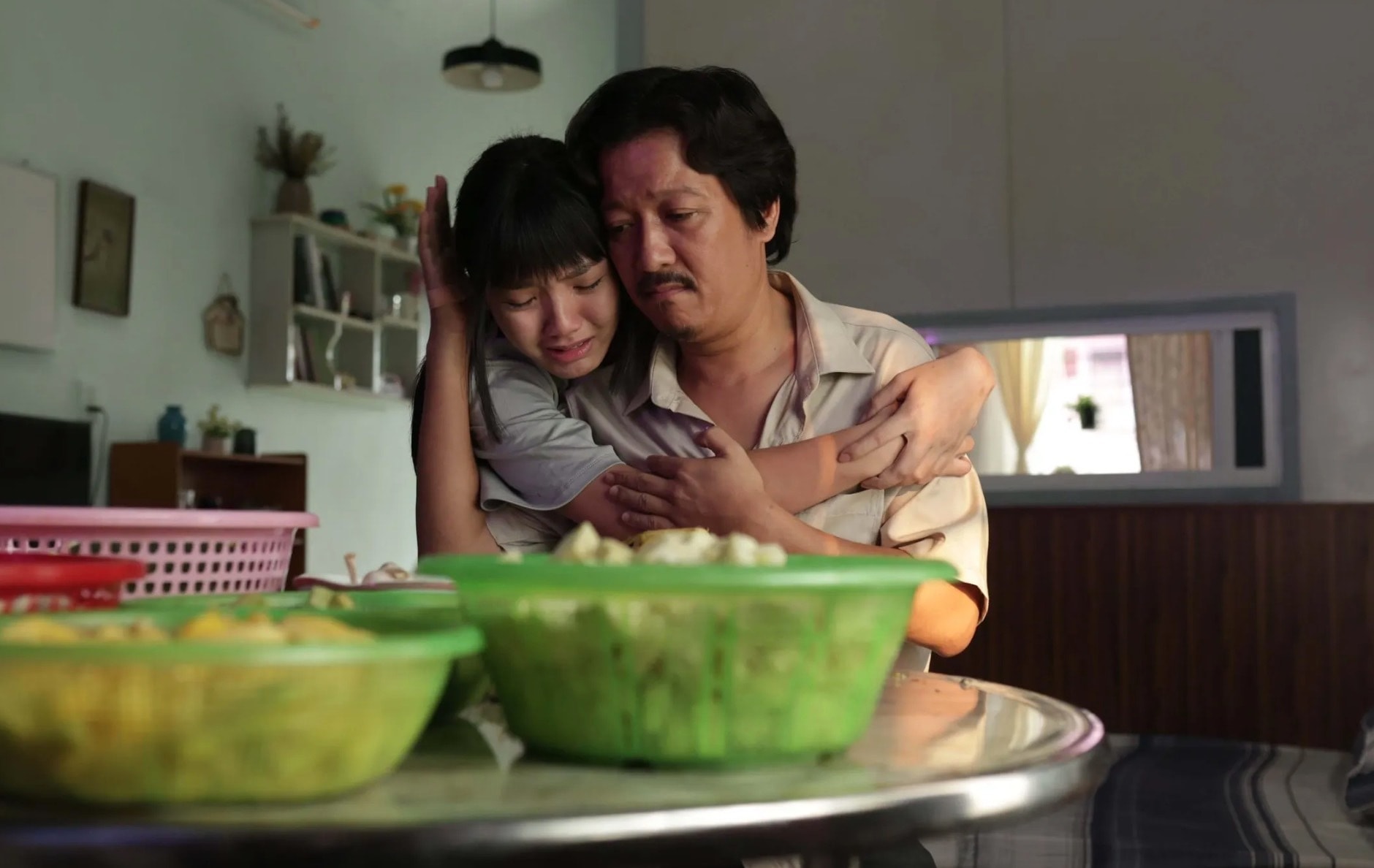 Phim điện ảnh đầu tay của Trường Giang chạm mốc 100 tỷ đồng.