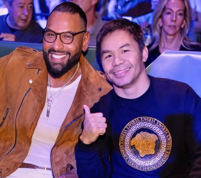 Jas Mathur, có mối quan hệ thân thiết với cả hai võ sĩ, giúp dàn xếp trận tái đấu giữa Mayweather và Pacquiao. Ảnh: Sun