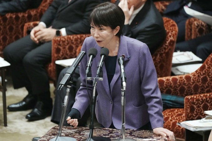 Thủ tướng Nhật Bản Sanae Takaichi phát biểu trước quốc hội ngày 27/2. Ảnh: AFP