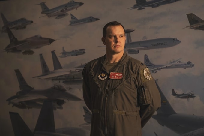 Phi công F-16 William Skate Parks của không quân Mỹ. Ảnh: WSJ