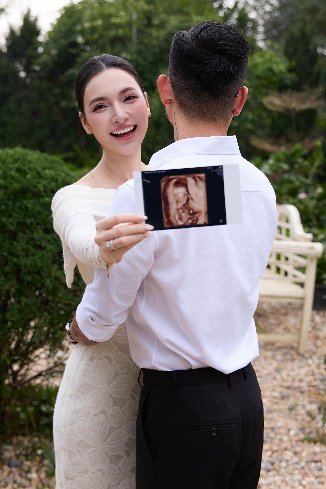 Tin vui ở tuổi 27 của nữ diễn viên 'Hương vị tình thân'- Ảnh 1.