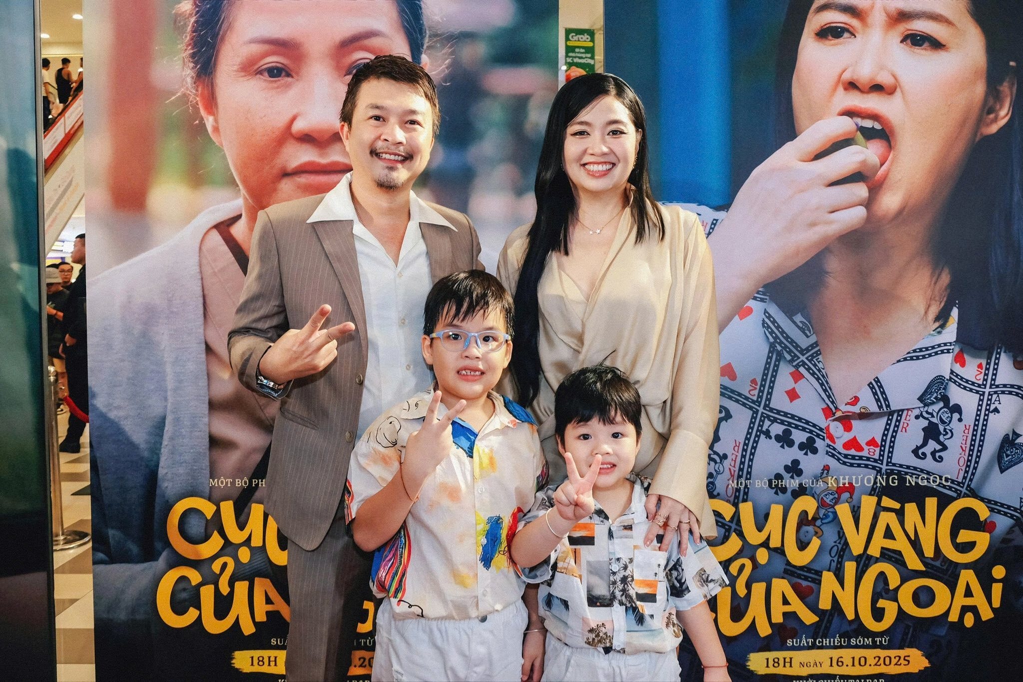 Tổ ấm nhỏ của Lê Khánh.