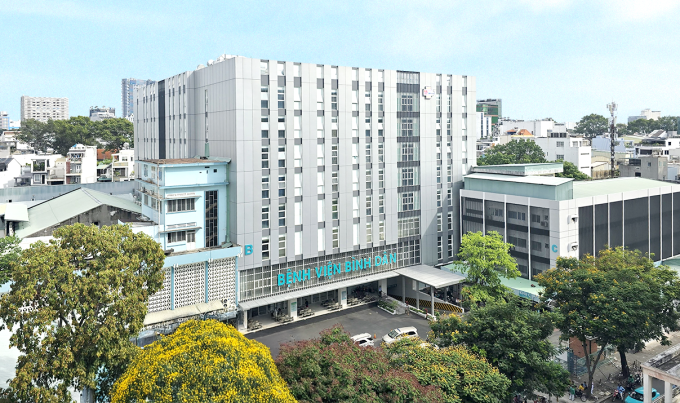 Tòa nhà trung tâm Bệnh viện Bình Dân. Ảnh: Bệnh viện cung cấp