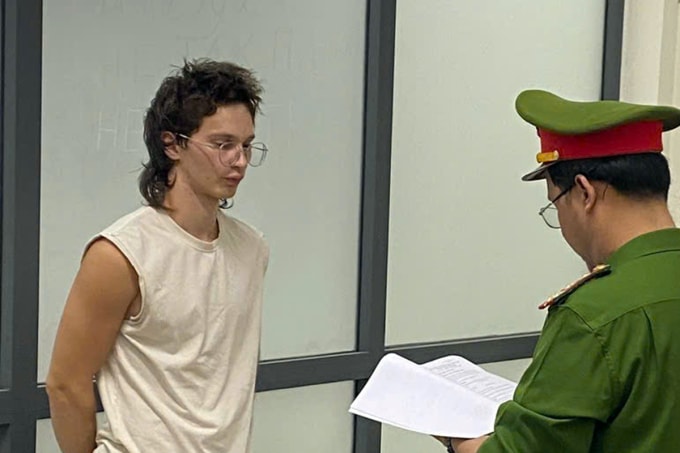 Mitrofanov Valerii tại cơ quan công an. Ảnh: Thành Huynh