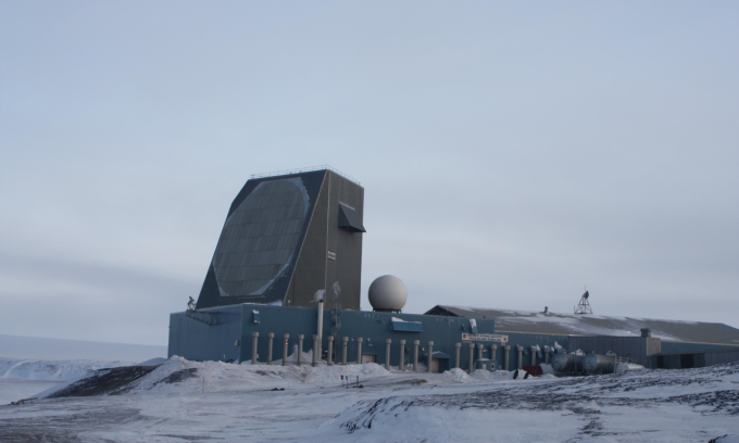 Đài AN/FPS-132 được Mỹ triển khai ở Greenland. Ảnh: USAF