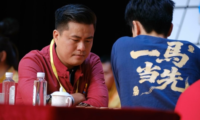 Lại Lý Huynh trong trận chung kết siêu giải Ngũ Dương ở Công viên Văn hóa Quảng Châu, tỉnh Quảng Đông, Trung Quốc ngày 1/3/2026. Ảnh: YCWB