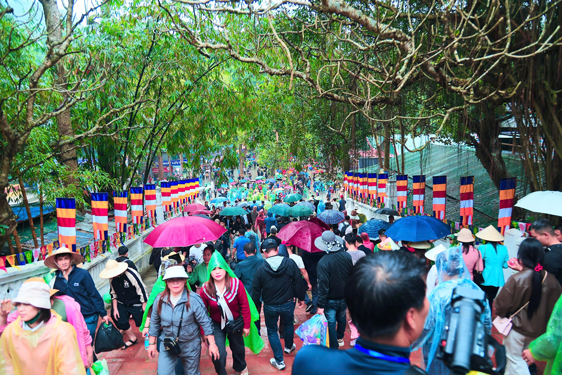 Mùa lễ hội văn minh, an toàn - Ảnh 2.