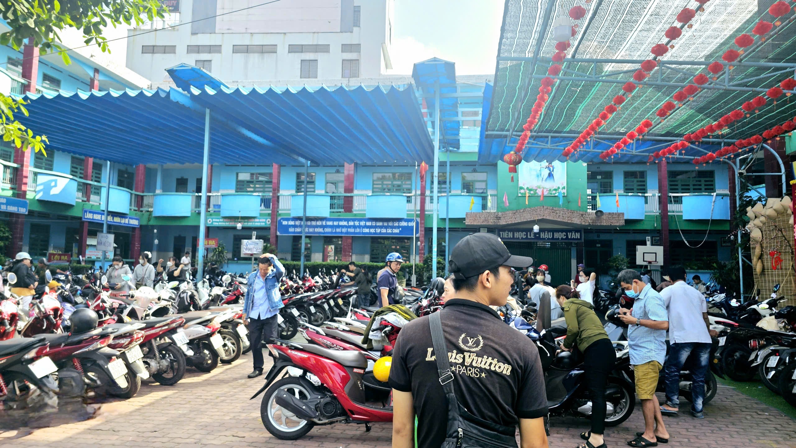 Không khí tại Chùa Bà Bình Dương trước Lễ hội lớn nhất Đông Nam Bộ - Ảnh 14.