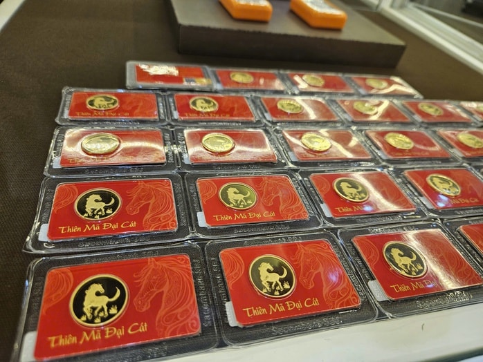 Dự báo giá vàng hôm nay 1 - 3: Xu hướng tăng mạnh trong bối cảnh địa chính trị - Ảnh 2.