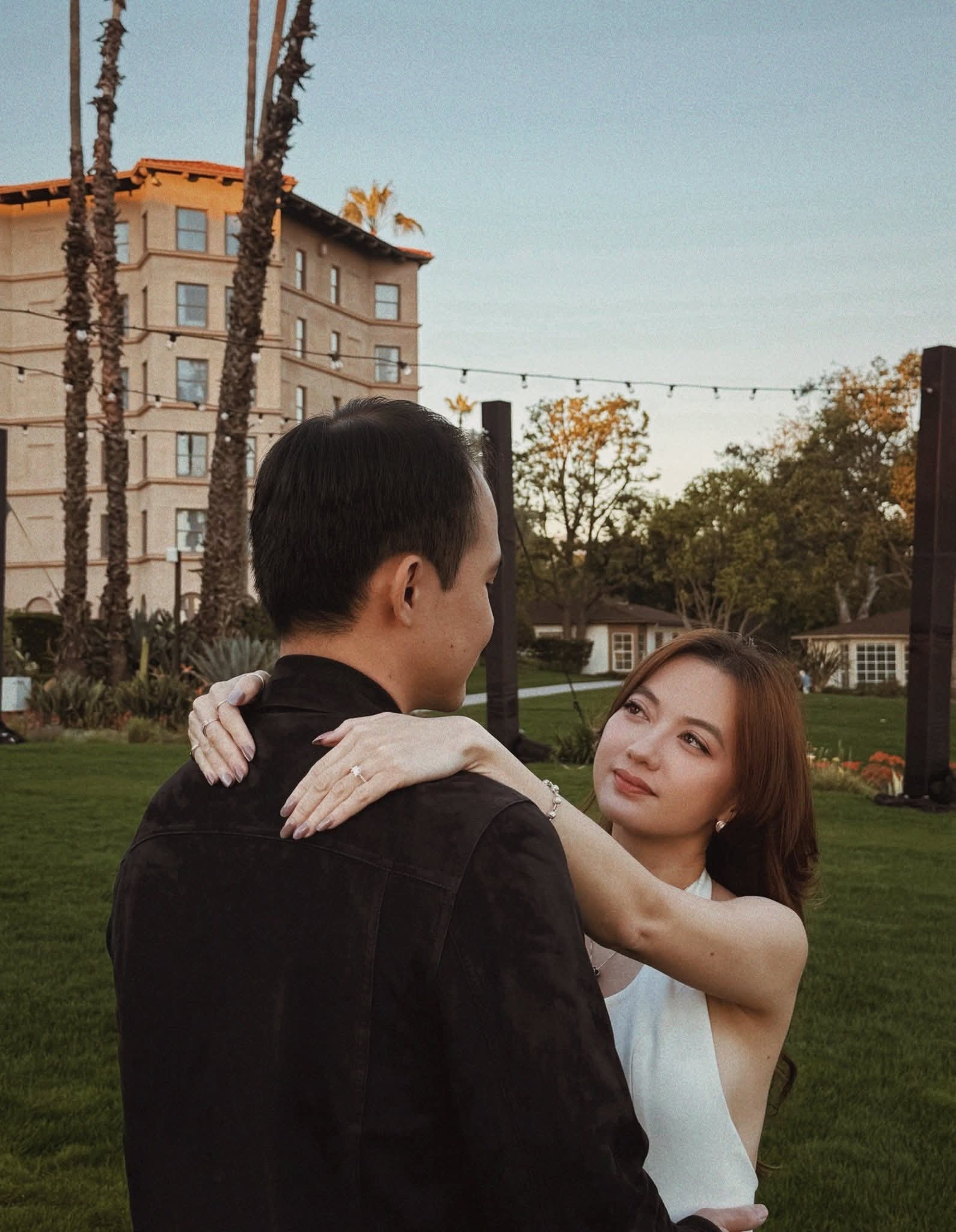 Chân dung chồng sắp cưới là Việt kiều Mỹ của 'bé' Xuân Nghi- Ảnh 3.