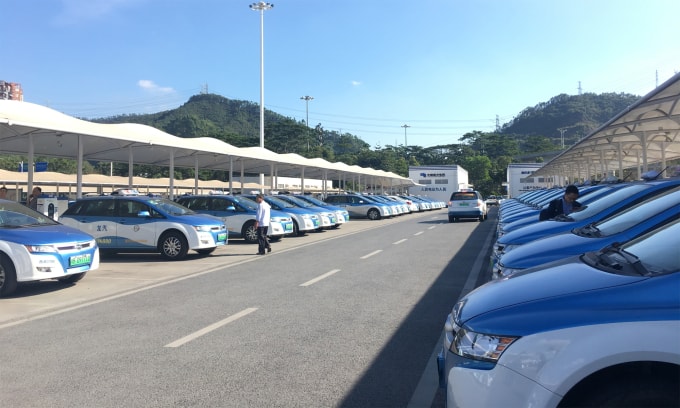 Một trạm sạc cho taxi điện tại Thâm Quyến năm 2019. Ảnh: Moneyball