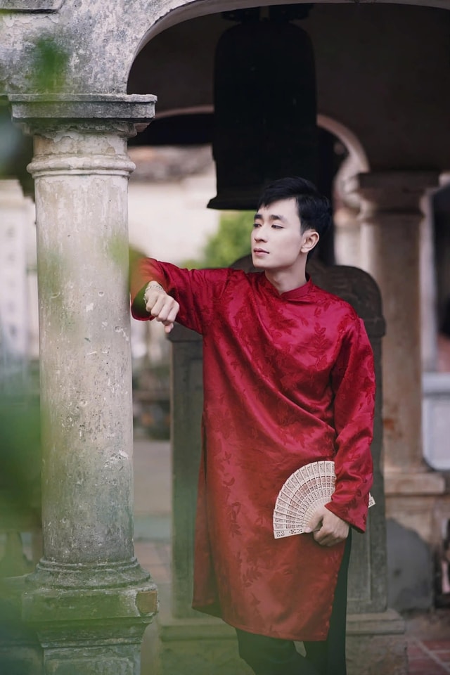 Chàng ca sĩ 10X Mai Hoàng Quyền và hành trình rời bục giảng theo đuổi đam mê âm nhạc - Ảnh 3.