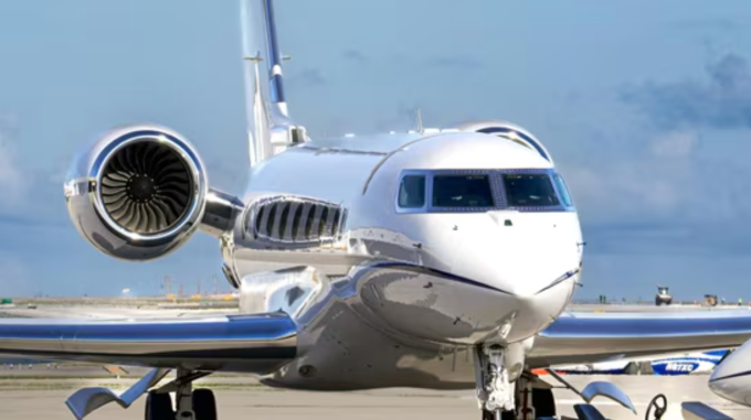 Giới siêu giàu ở Dubai sẵn sàng chi 350.000 USD để thuê máy bay riêng hoặc chấp nhận đi ôtô suốt 10 tiếng để tìm được rời khỏi khu vực này, khi lo ngại xung đột Trung Đông leo thang. Ảnh minh họa: Pexels