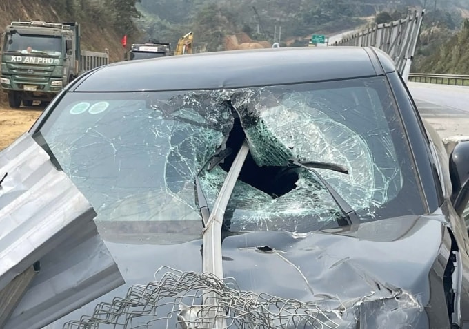 Một vụ tai nạn khác xảy ra cùng chiều, cùng ngày. Ảnh: Văn Đạt