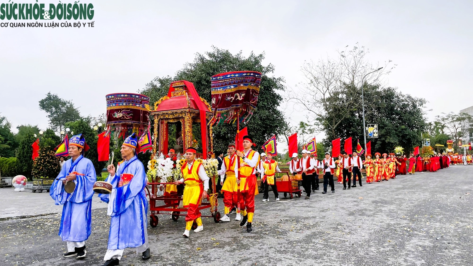 Mãn nhãn màn 'kiệu bay' tại lễ hội truyền thống Từ Lương Xâm 2026- Ảnh 5.