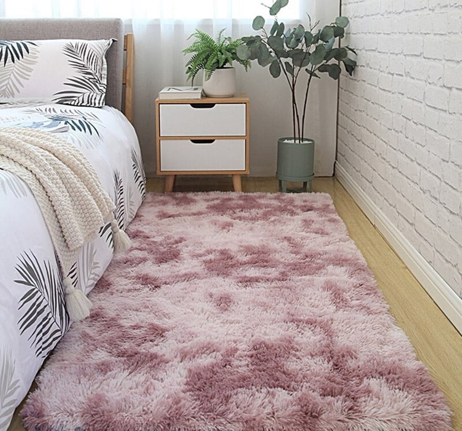 Thảm trải sản có giá thành rẻ hơn phần lớn các vật liệu lát sàn khác trên thị trường. (Ảnh: Facebook)