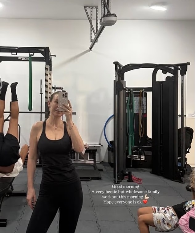 Kate Ferdinand và gia đình cũng đã lui về phòng tập thể dục dưới tầng hầm sau khi bị phong tỏa Dubai. Ảnh: Dailymail