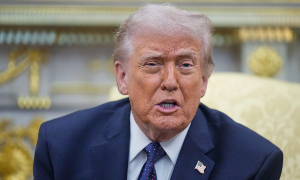 Tổng thống Mỹ Donald Trump phát biểu trong cuộc gặp với Thủ tướng Đức tại Nhà Trắng hôm 3/3. Ảnh: AP