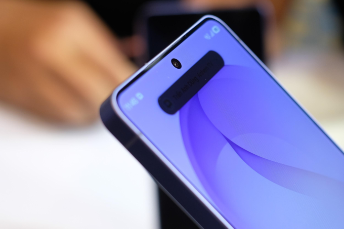 Tính năng chống nhìn trộm trên thiết bị. Ảnh: Samsung