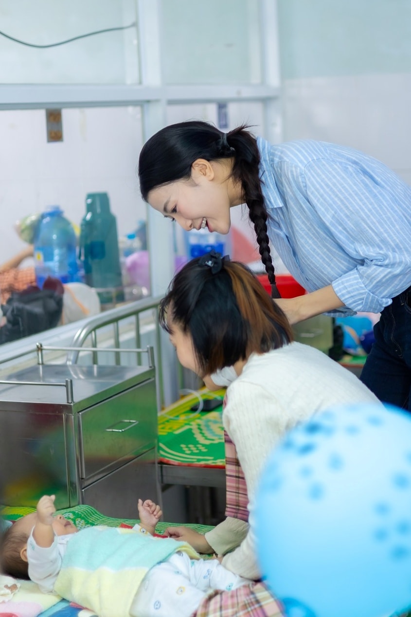 Tuyên Dương giới thiệu về dự án nhân ái tại Miss World Vietnam