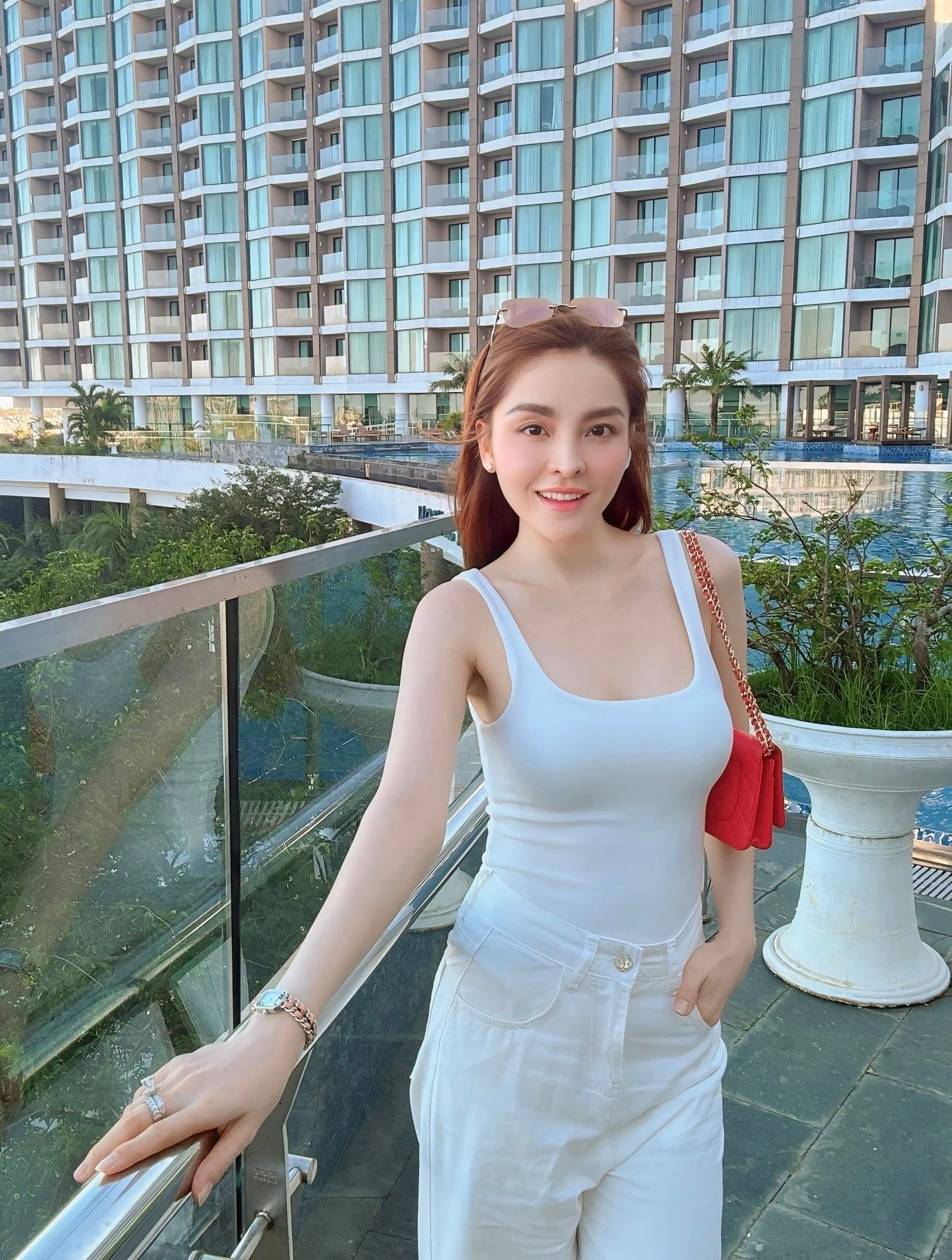 Ho Viet Trung anh 10