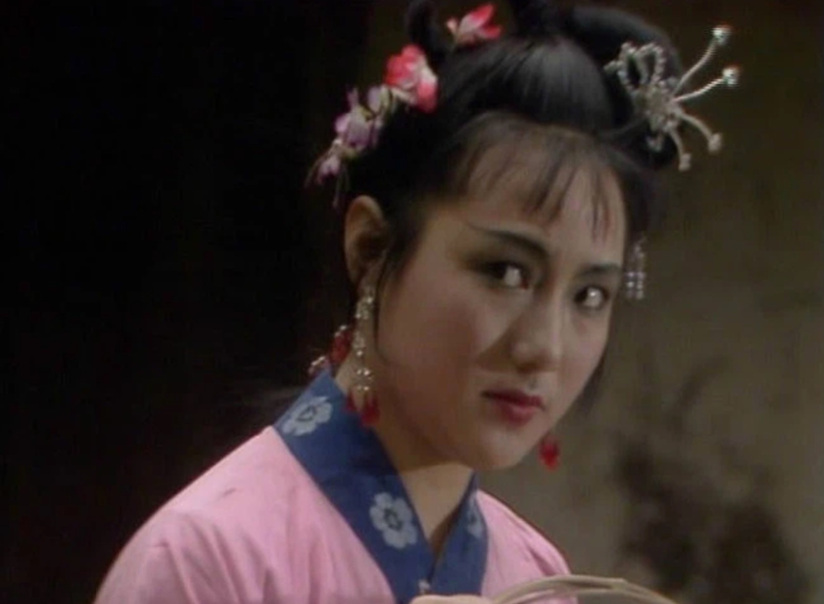 Vai diễn cô thôn nữ trong 