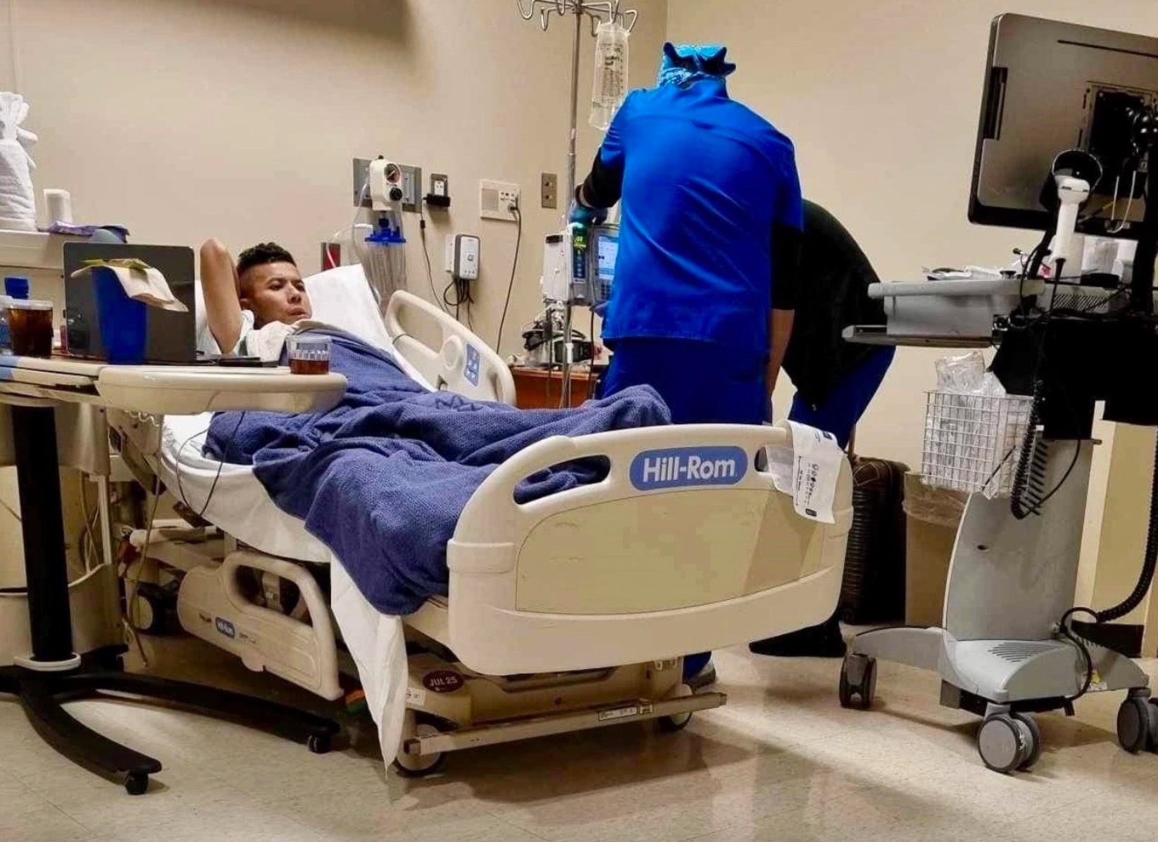 Kasim Hoàng Vũ tiếp tục hoàn thành ca phẫu thuật vào đầu năm 2025.