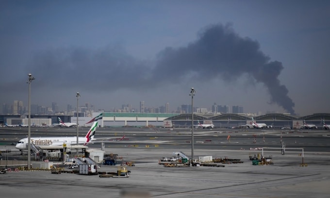 Sân bay Quốc tế Dubai của UAE hôm 1/3. Ảnh: AP