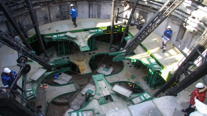 Các chuyên gia sửa chữa Khu vực 31/6  tại Sân bay vũ trụ Baikonur (Kazakhstan). Ảnh: Roscosmos