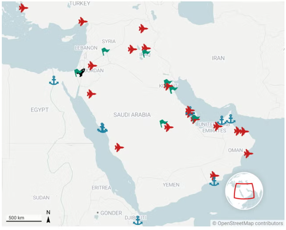 Sự hiện diện của Mỹ được phân bổ thành các cơ sở hải quân, không quân, tiền đồn và cơ sở radar.