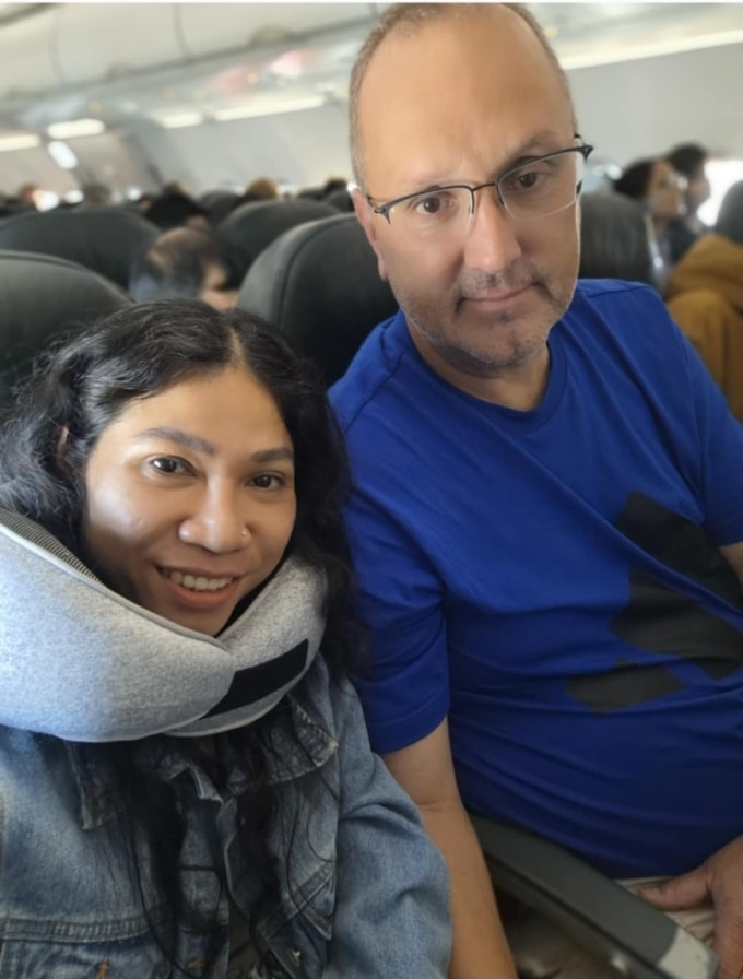 Trần Thị Hà và anh Paul Drake trong chuyến du lịch ở Bali, Indonesia, tháng 8/2025. Ảnh: Nhân vật cung cấp