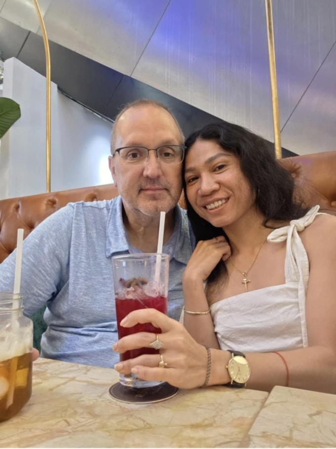 Chuyện tình sét đánh giữa người đàn ông Mỹ - 1